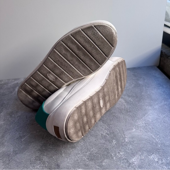 Dr. Scholl's Time Off White Sneakers Women’s Size 10 - Picture 13 of 13